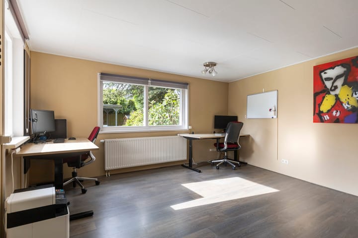 Foto 21 van Bronbeekhof 7