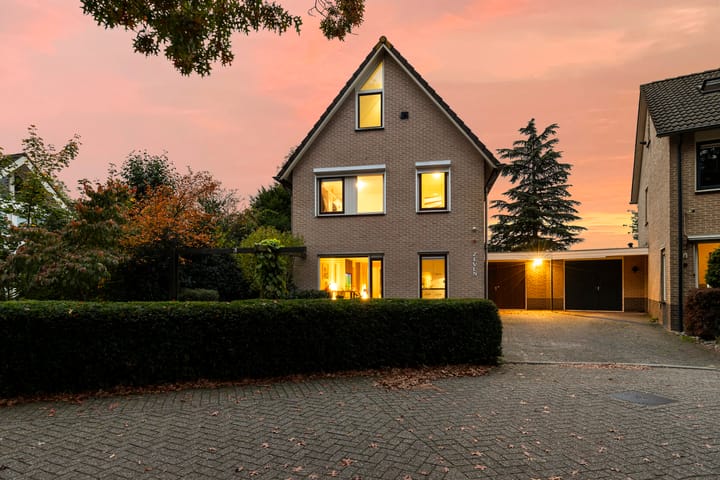 Foto 48 van Bronbeekhof 7