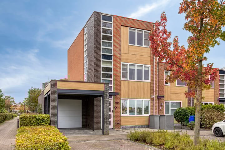 Photo 1 of Regenboogven 31