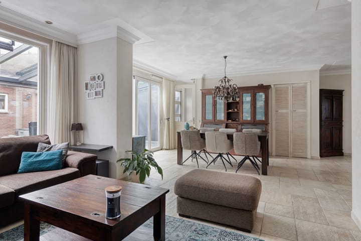 Photo 13 of Regenboogven 31