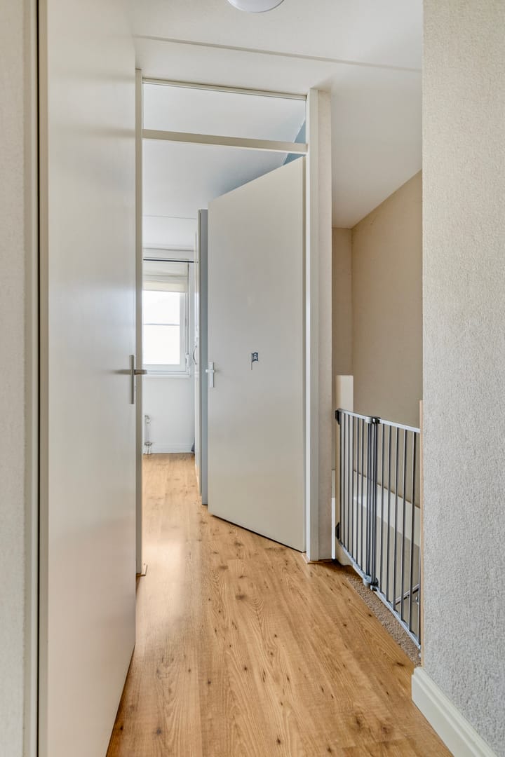 Photo 22 of Regenboogven 31