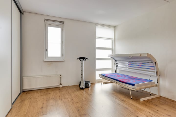 Photo 35 of Regenboogven 31