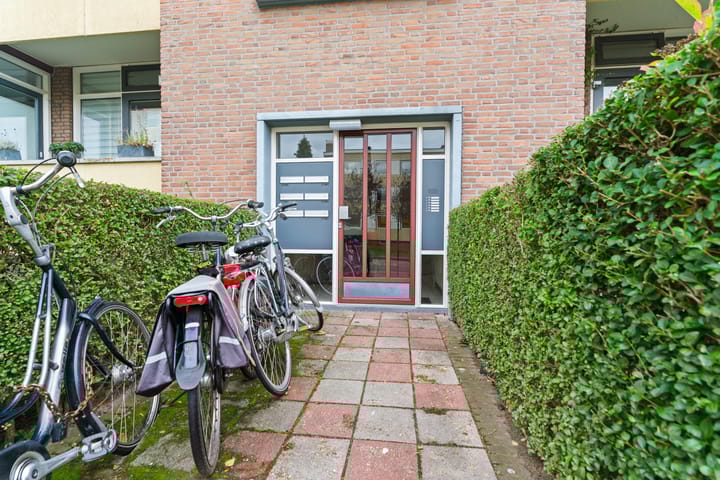 Foto 9 van Professor Hoogveldstraat 32