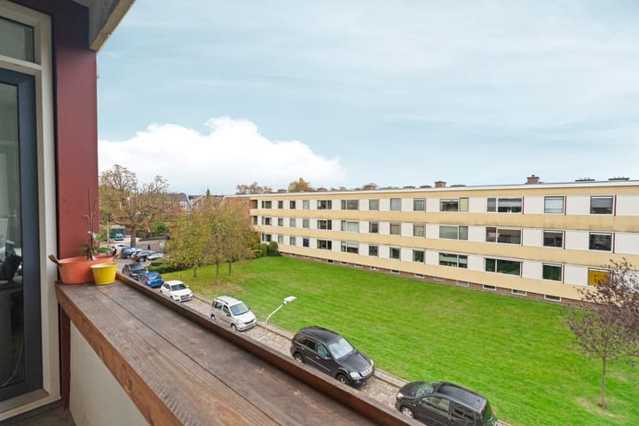 Foto 38 van Professor Hoogveldstraat 32