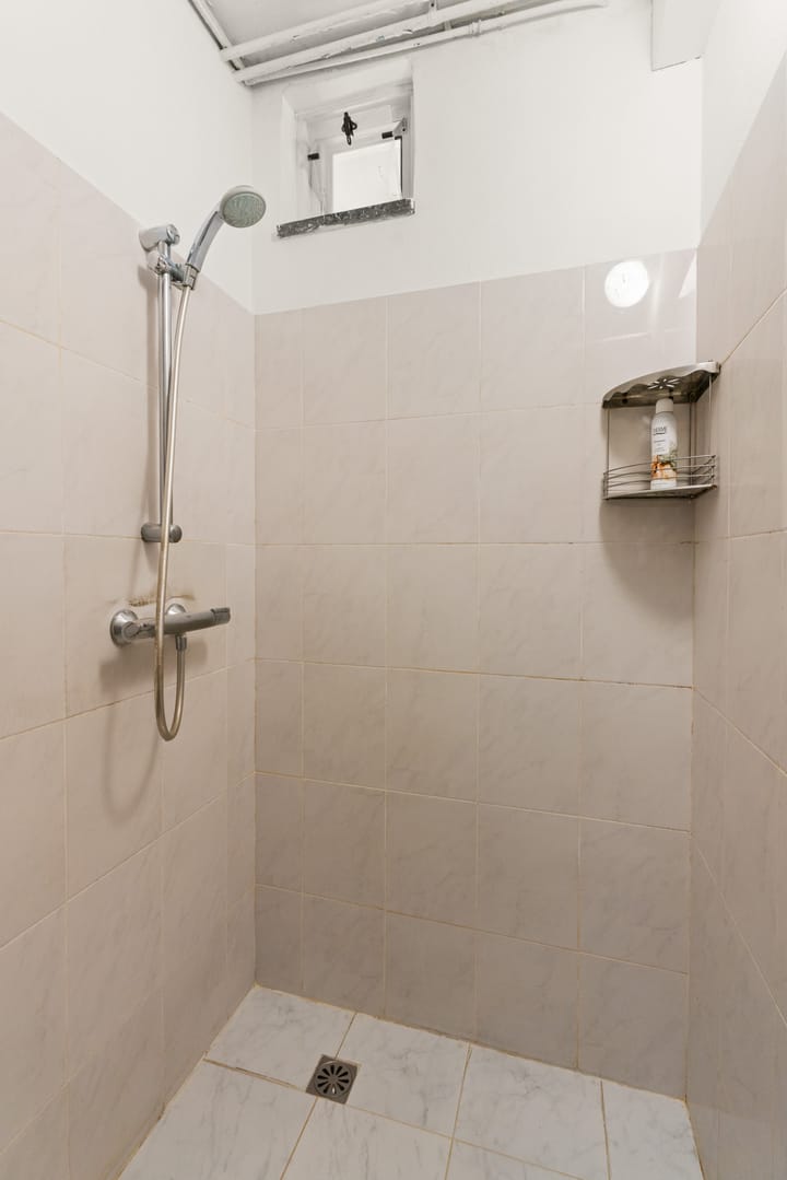 Foto 42 van Professor Hoogveldstraat 32