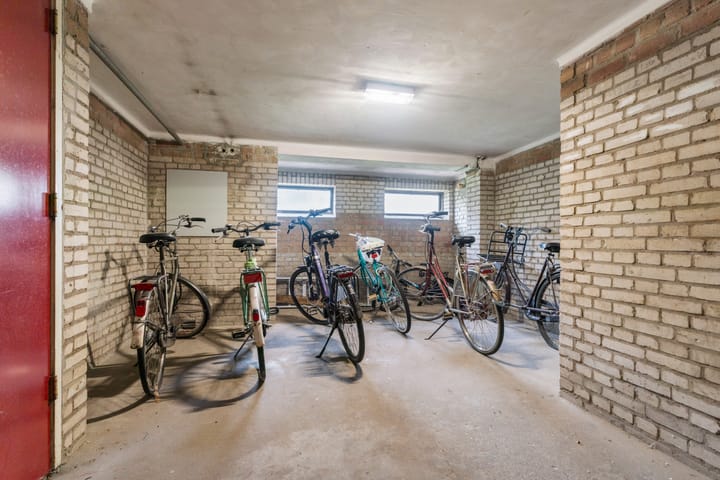 Foto 44 van Professor Hoogveldstraat 32