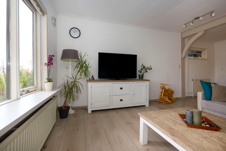 Foto 21 van Aalsmeerderdijk 668