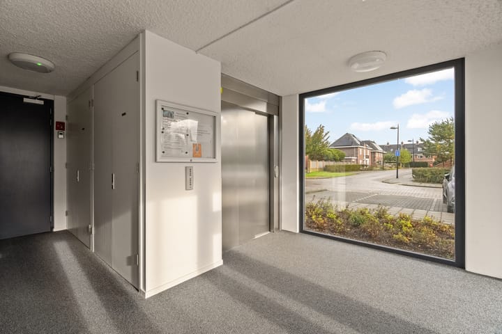 Photo 16 of Jan de Ridderstraat 86