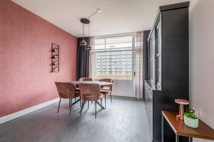 Photo 16 of Heyermansstraat 15-C