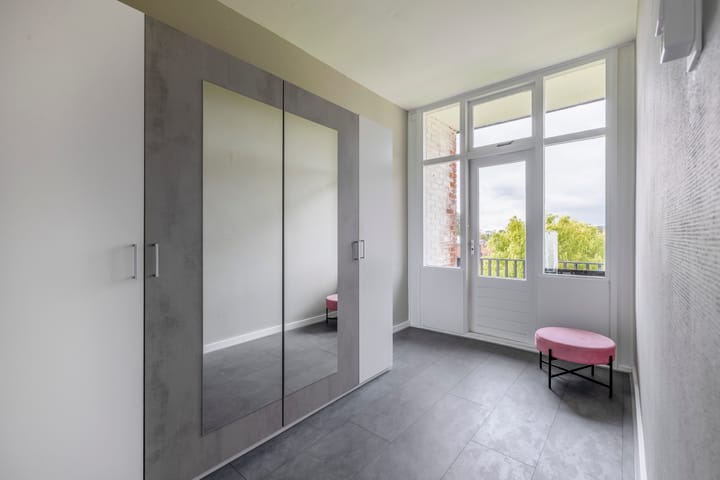 Photo 25 of Heyermansstraat 15-C