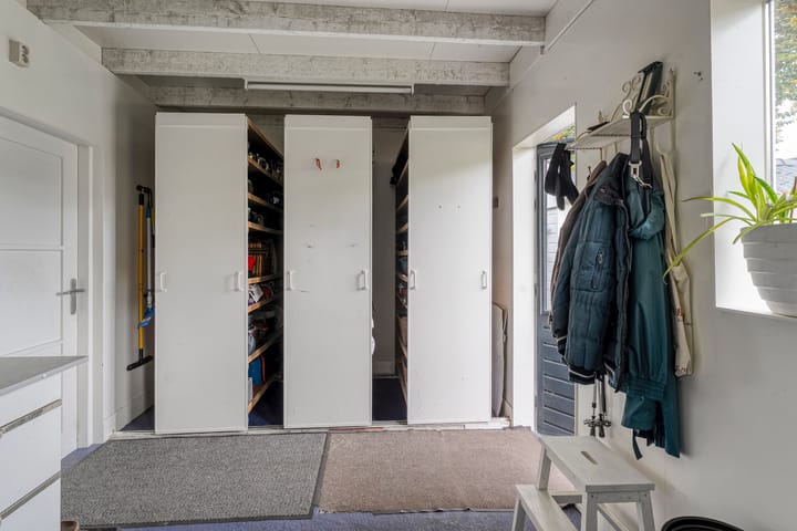 Photo 17 of Tipakker 9