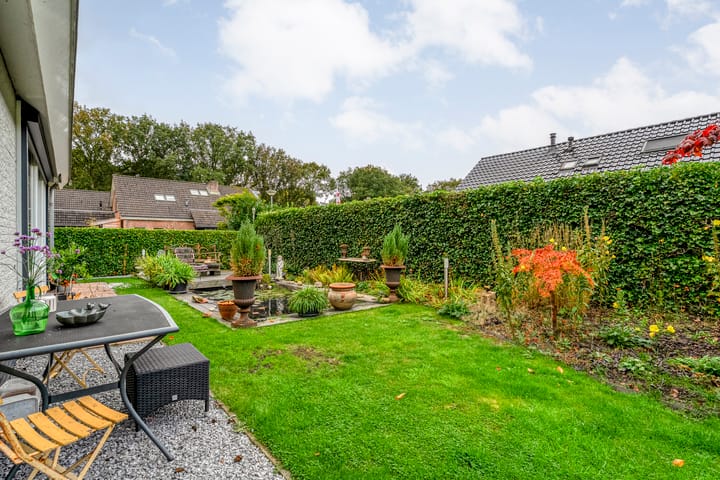 Photo 36 of Tipakker 9