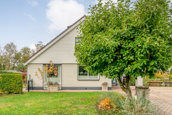 Photo 49 of Tipakker 9