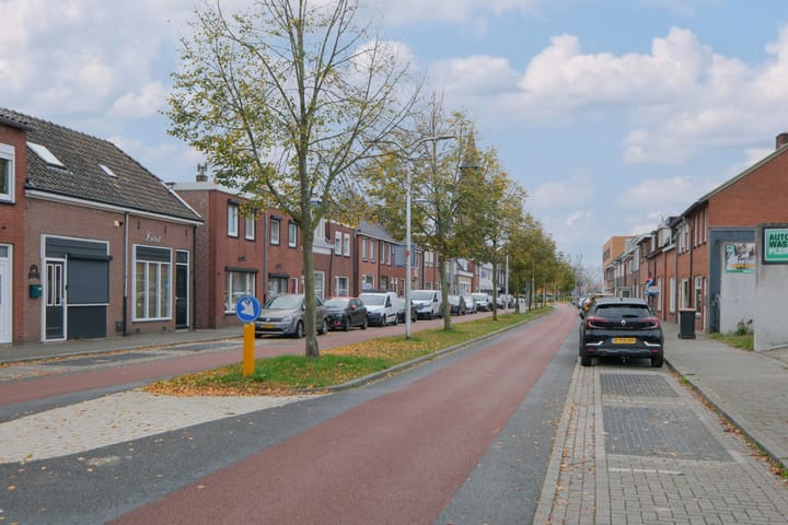 Foto 28 van Bornerbroeksestraat 128