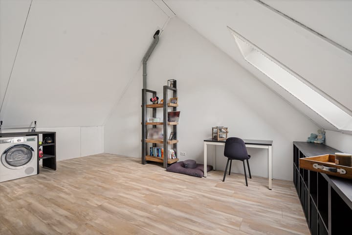 Photo 30 of Paardenbloemdreef 61