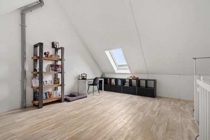 Photo 32 of Paardenbloemdreef 61