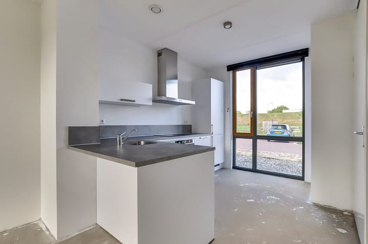 Photo 7 of Op de set 136