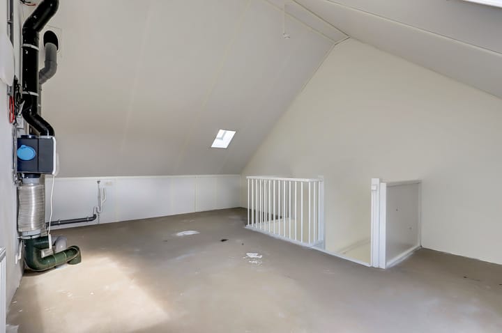 Photo 23 of Op de set 136