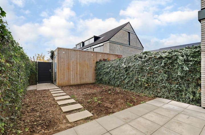 Photo 28 of Op de set 136