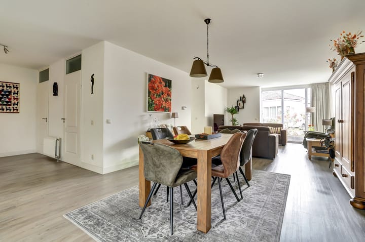 Foto 4 van Vliegheuvel 9