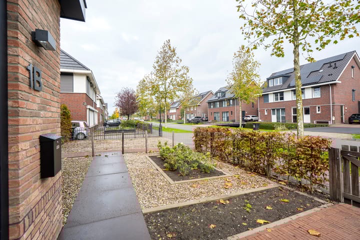 Foto 29 van Spiegellaan 1-B