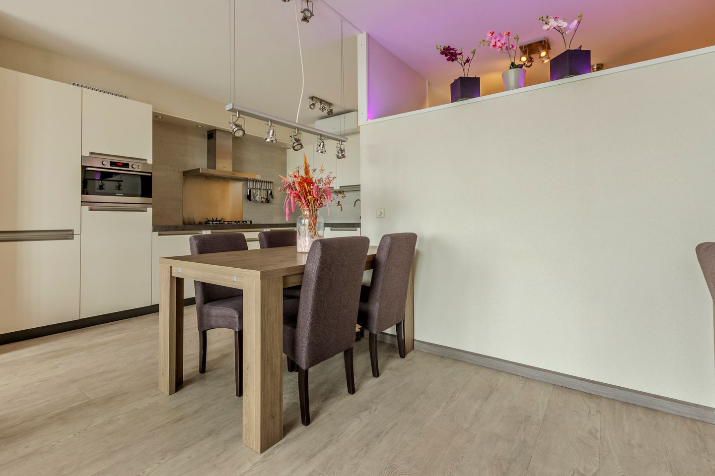 Foto 14 van Raadhuisplein 152