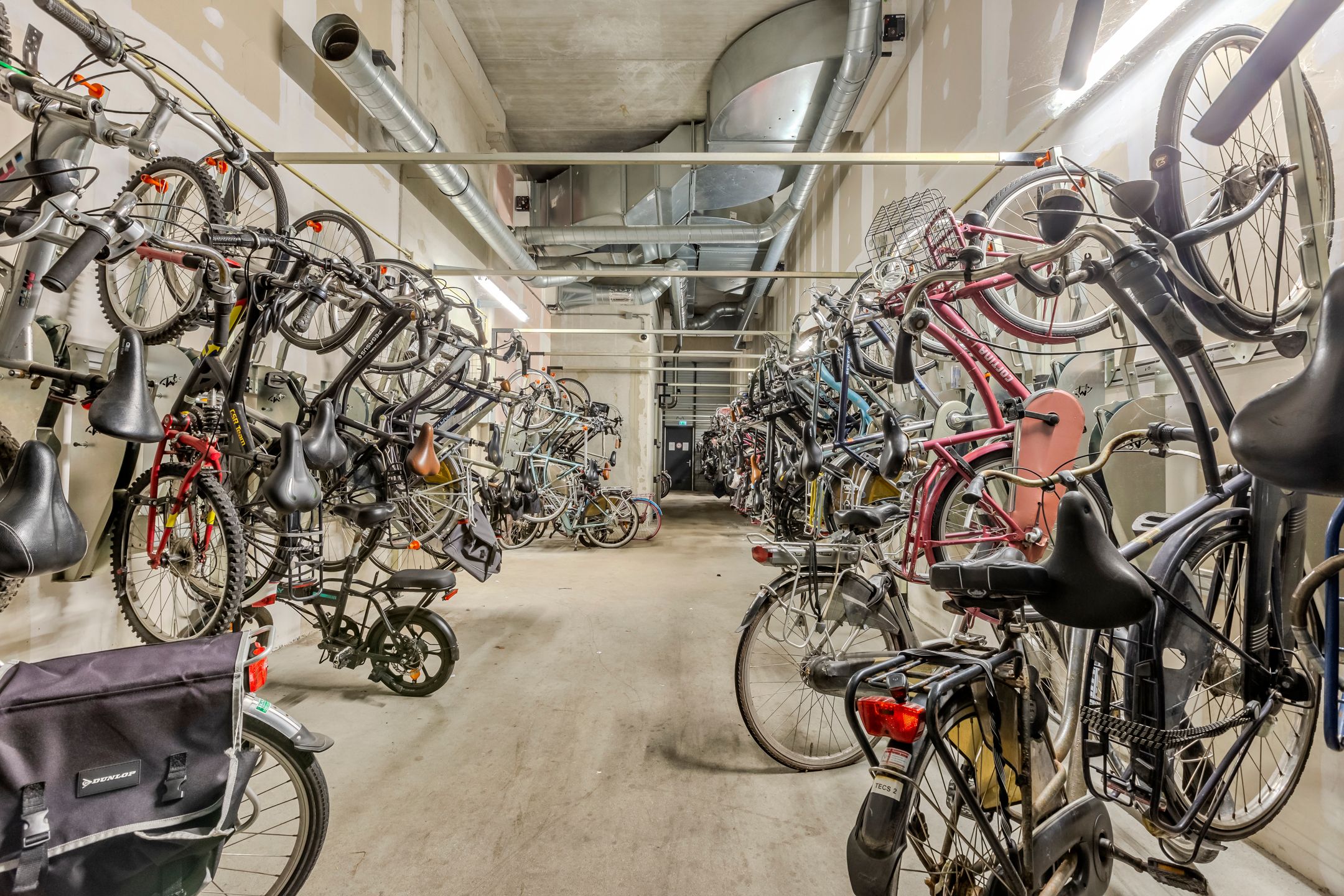 Foto 30 van Raadhuisplein 152