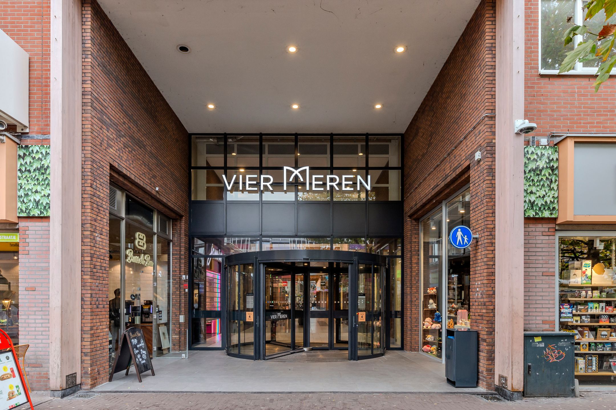 Foto 33 van Raadhuisplein 152