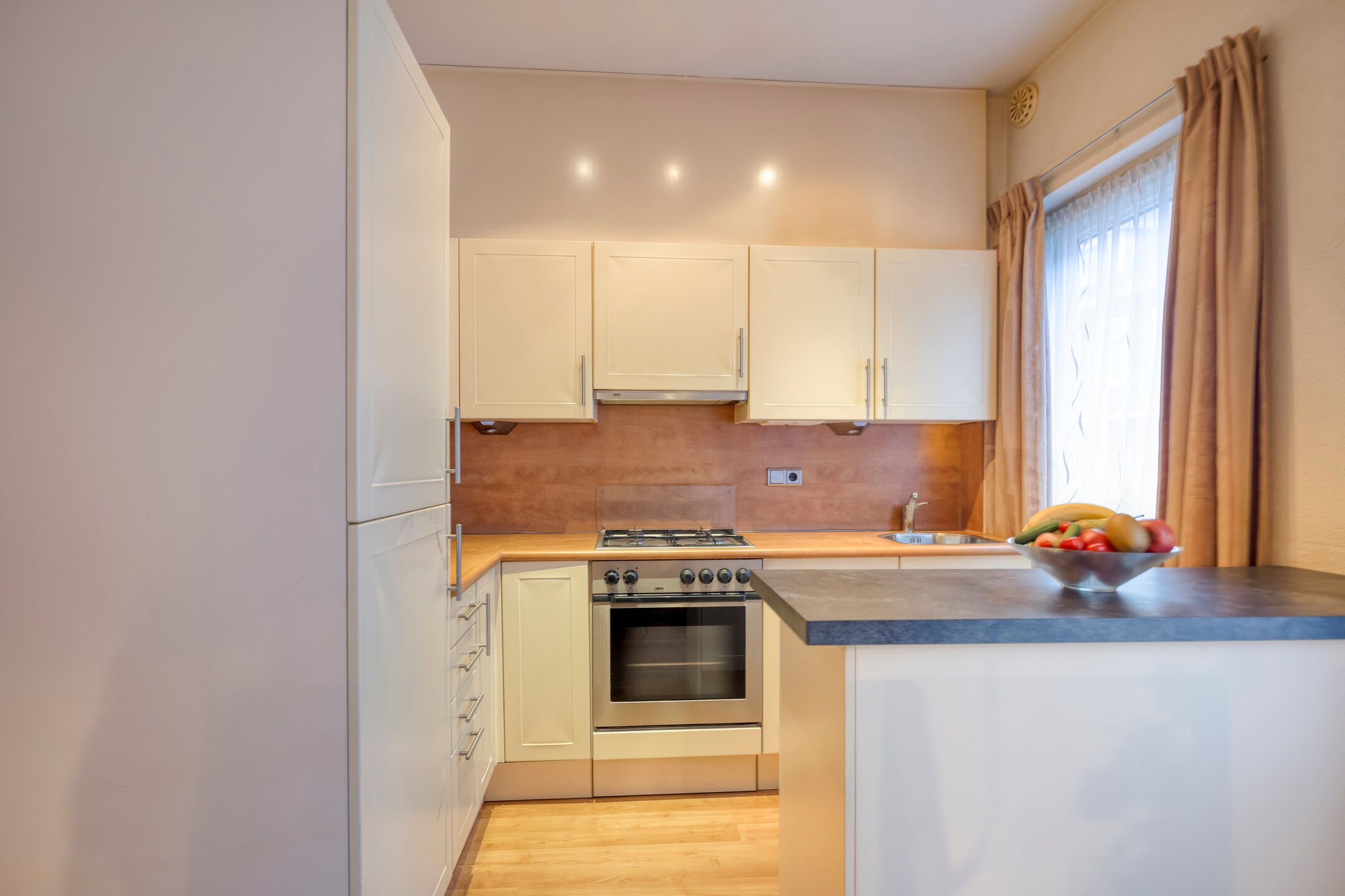 Foto 9 van Nieuwenhoornstraat 102-A