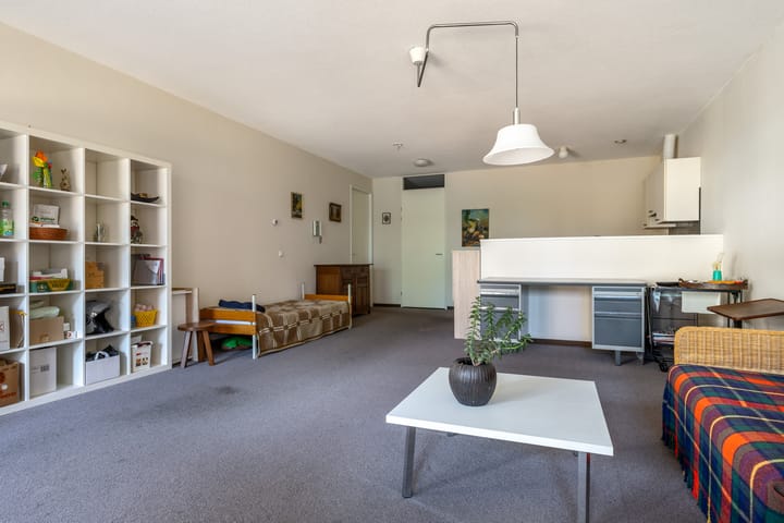 Photo 5 of Teakhout 100