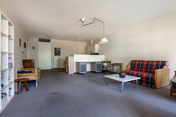 Photo 9 of Teakhout 100