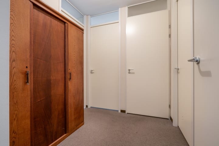 Photo 16 of Teakhout 100