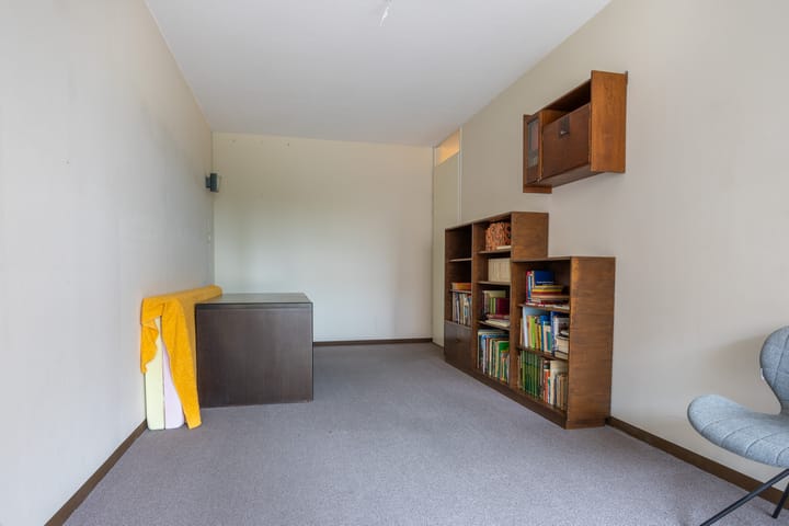 Photo 15 of Teakhout 100