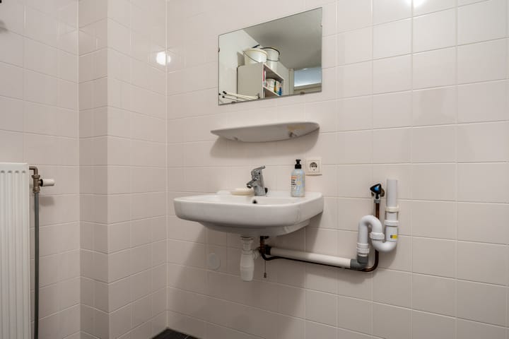 Photo 21 of Teakhout 100