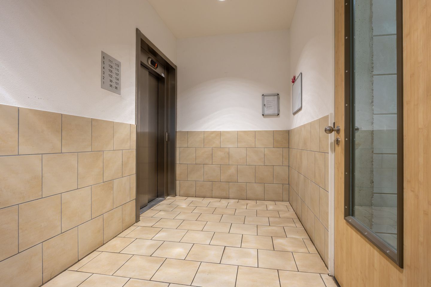 Foto 25 van Teakhout 100