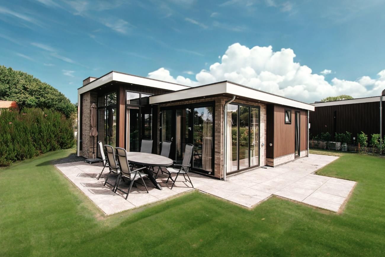 3-bedroom freehold villa in Waarland — photo 1 of 5