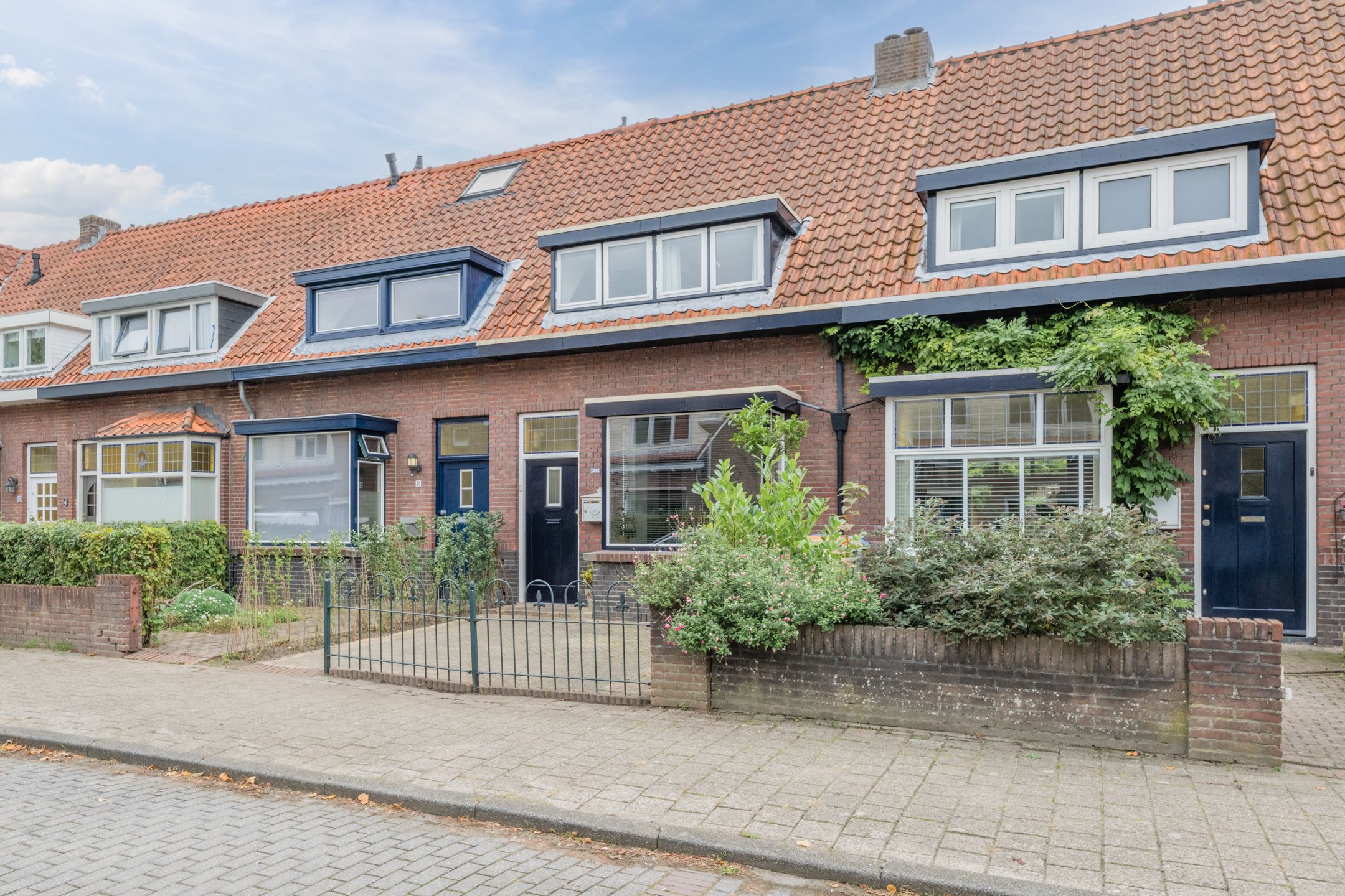 Photo 27 of Nuijtsstraat 37