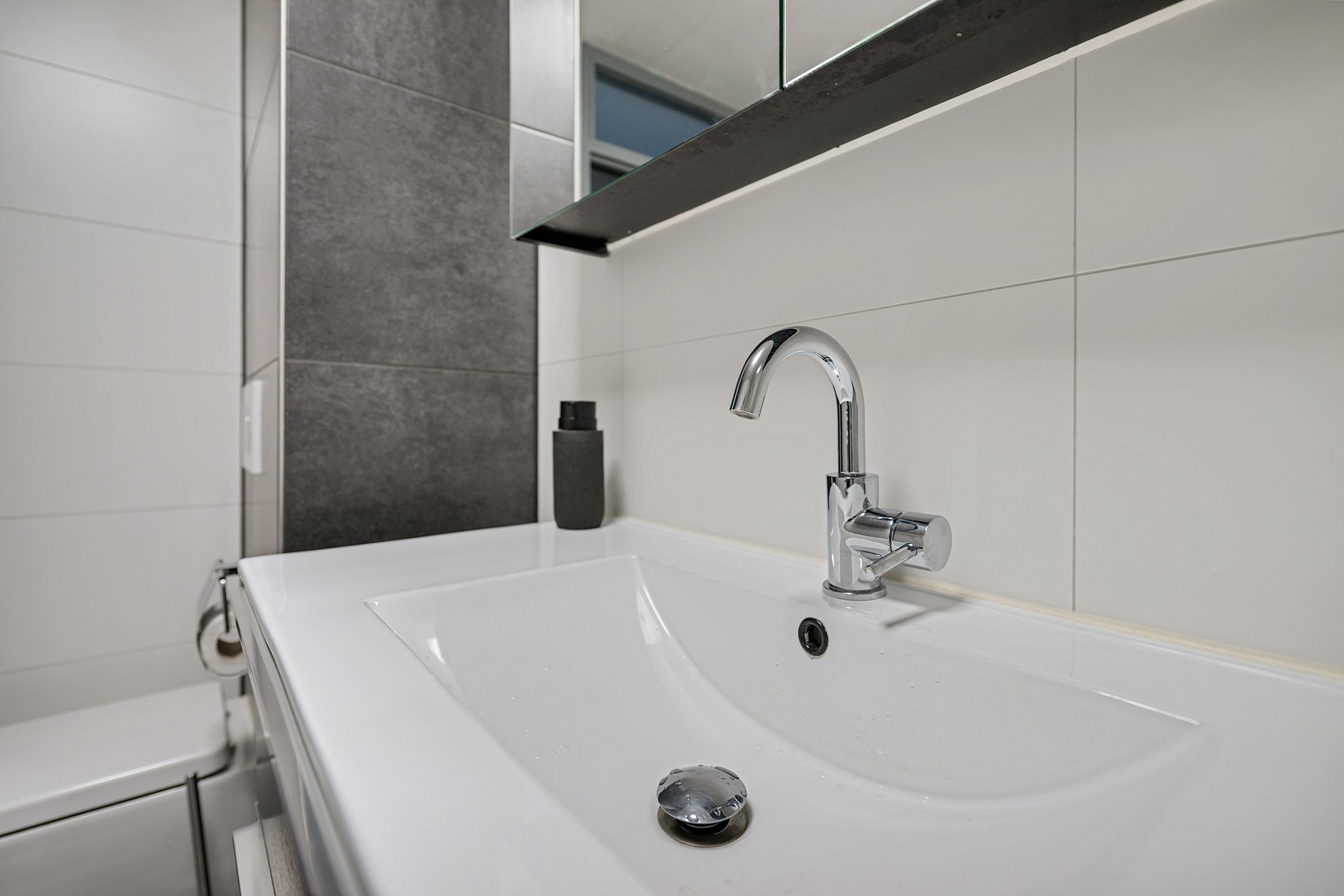 Photo 18 of Weerestein 73