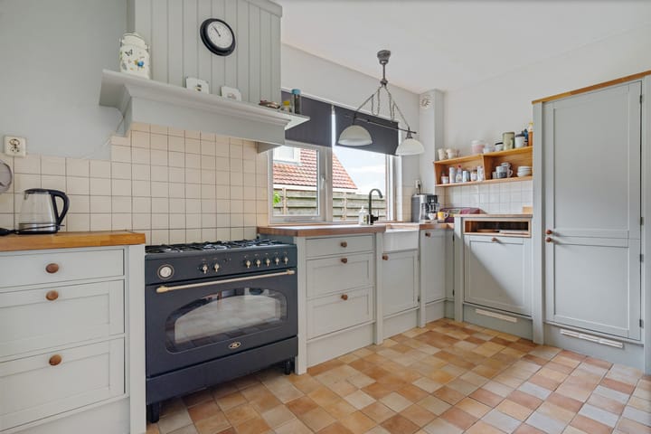 Foto 3 van Raiffeisenstraat 69