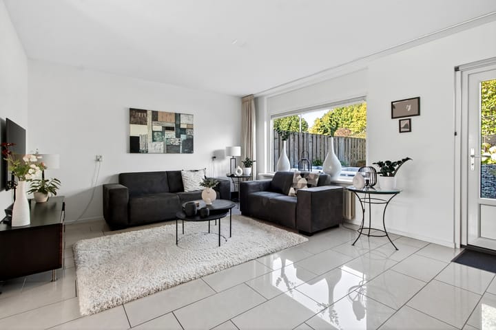 Photo 3 of Simon Vestdijk-erf 112