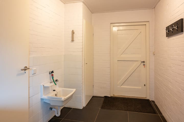 Photo 29 of Waardeel 24