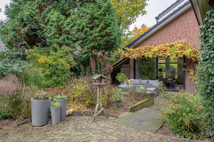 Photo 51 of Waardeel 24