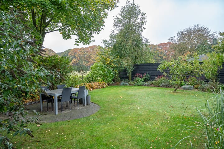 Photo 60 of Waardeel 24