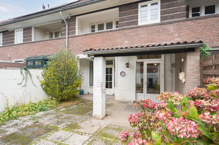 Photo 4 of Landweringstraat 12