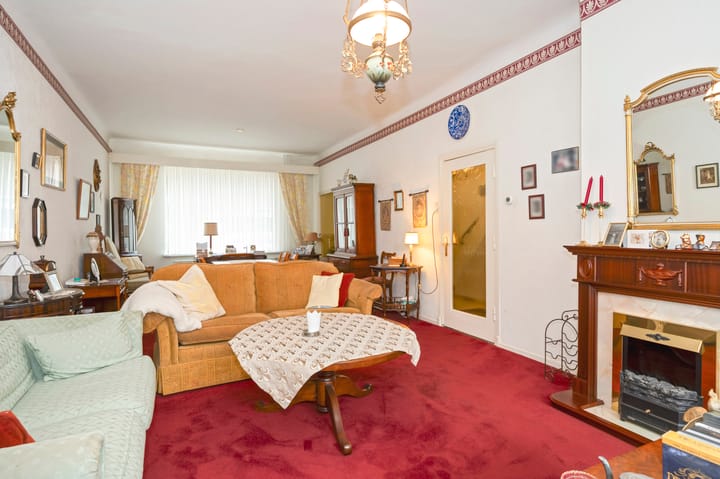 Photo 13 of Landweringstraat 12