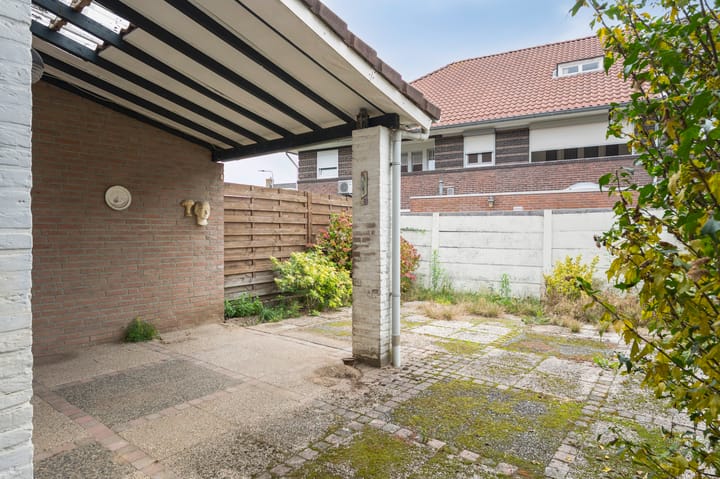 Photo 31 of Landweringstraat 12