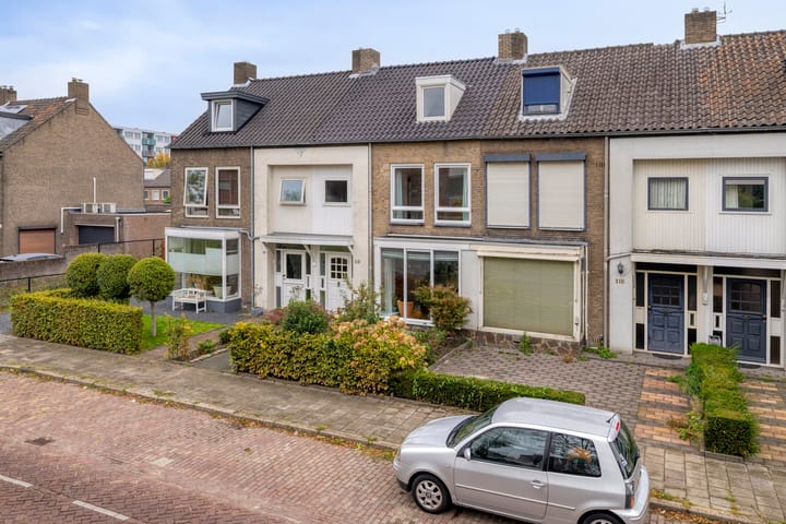 Photo 40 of Tuinzigtlaan 118