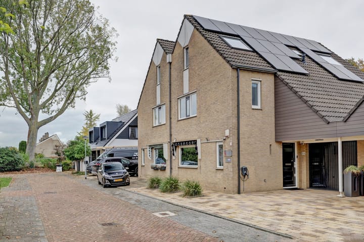 Photo 40 of Heemraad 88