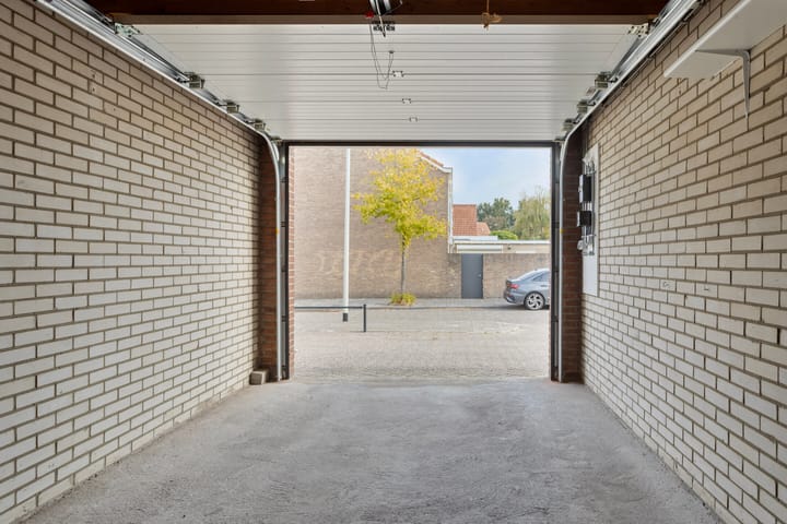 Photo 42 of Sweelinckstraat 14