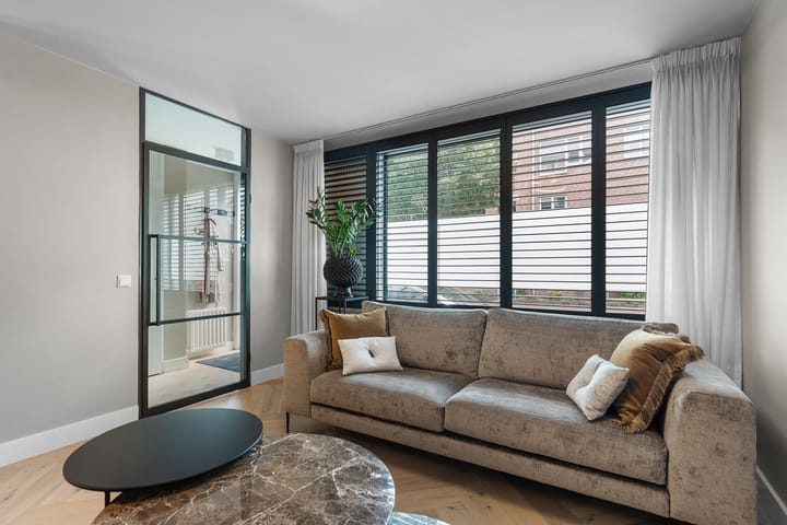 Photo 11 of Vossenstraat 98